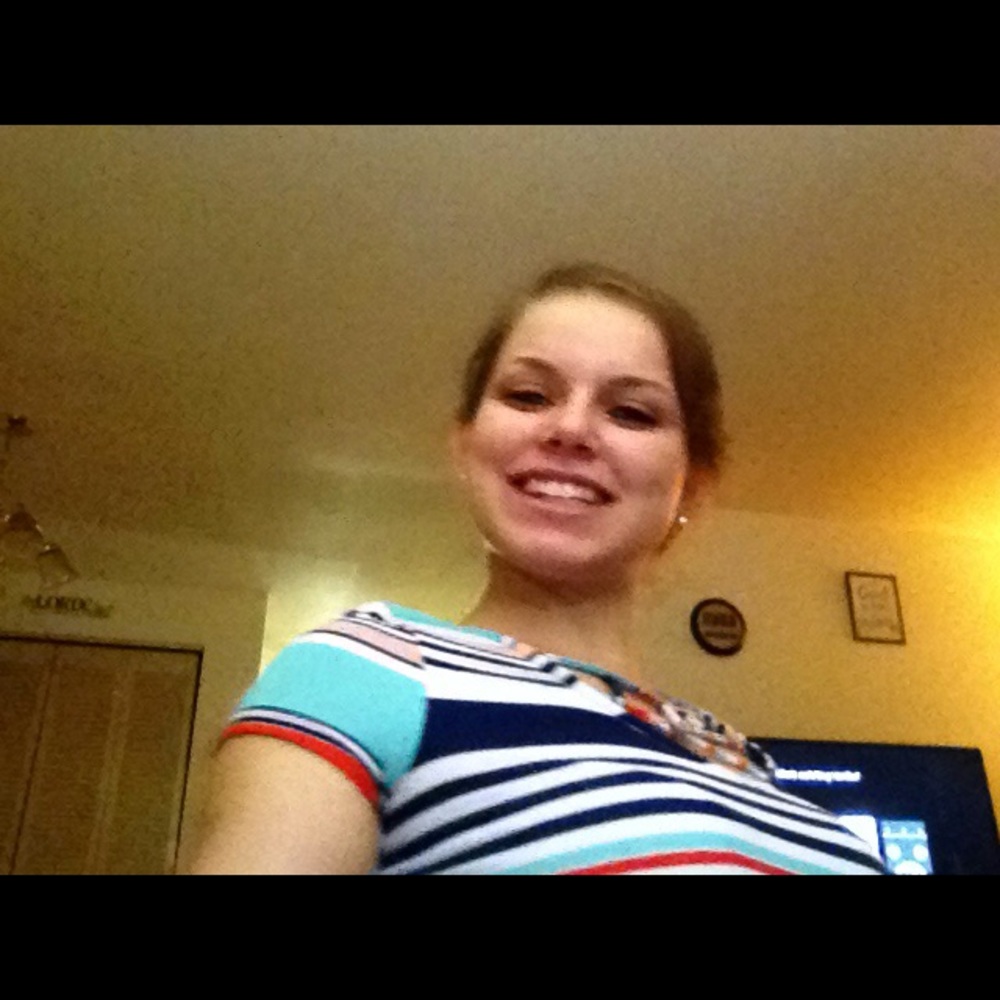 Meet your Posher, Cristal